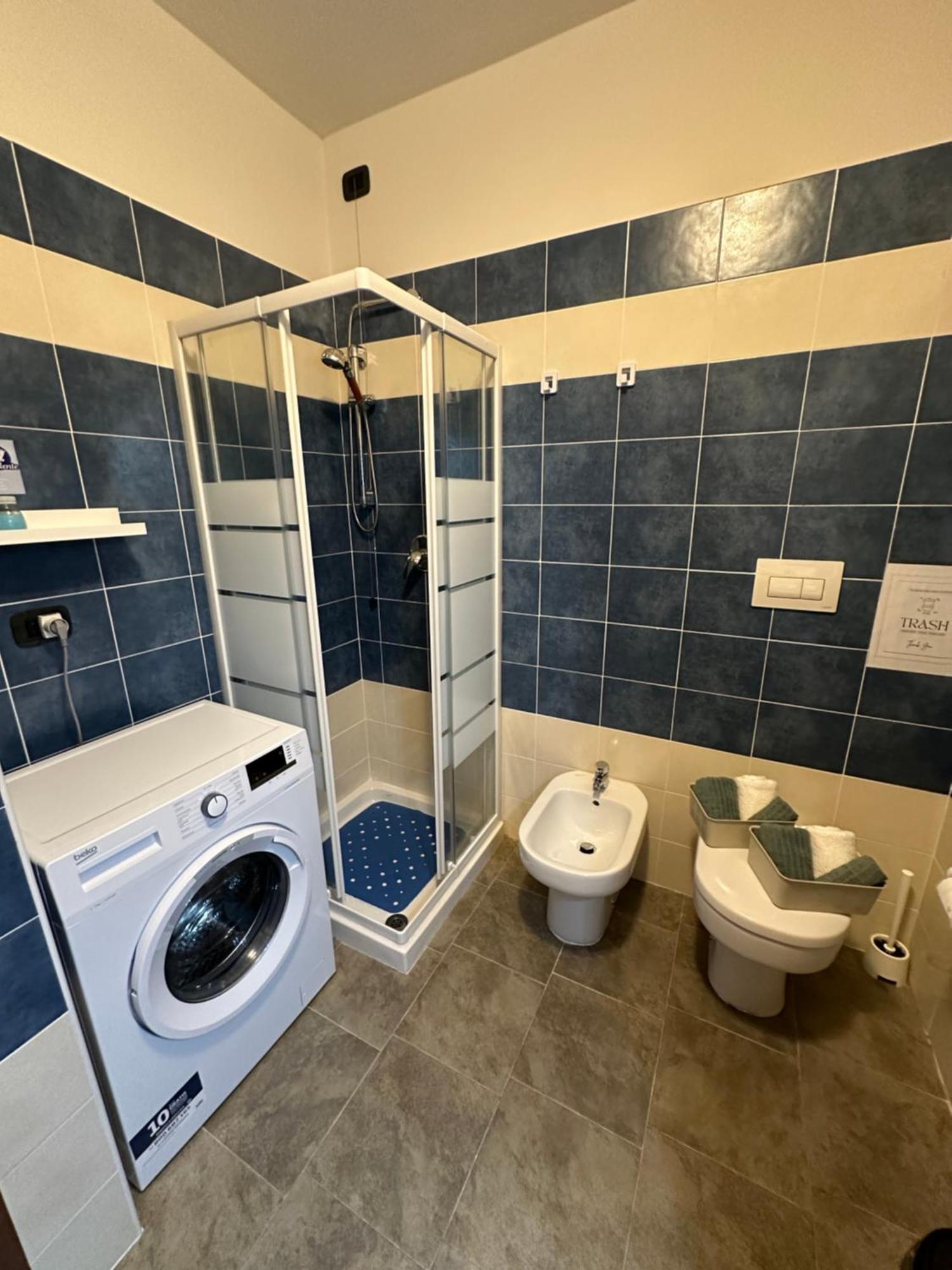 Apartament Il Gabbiano Savona "Luxury House" - Wifi, Parking, Shopping Center Zewnętrze zdjęcie