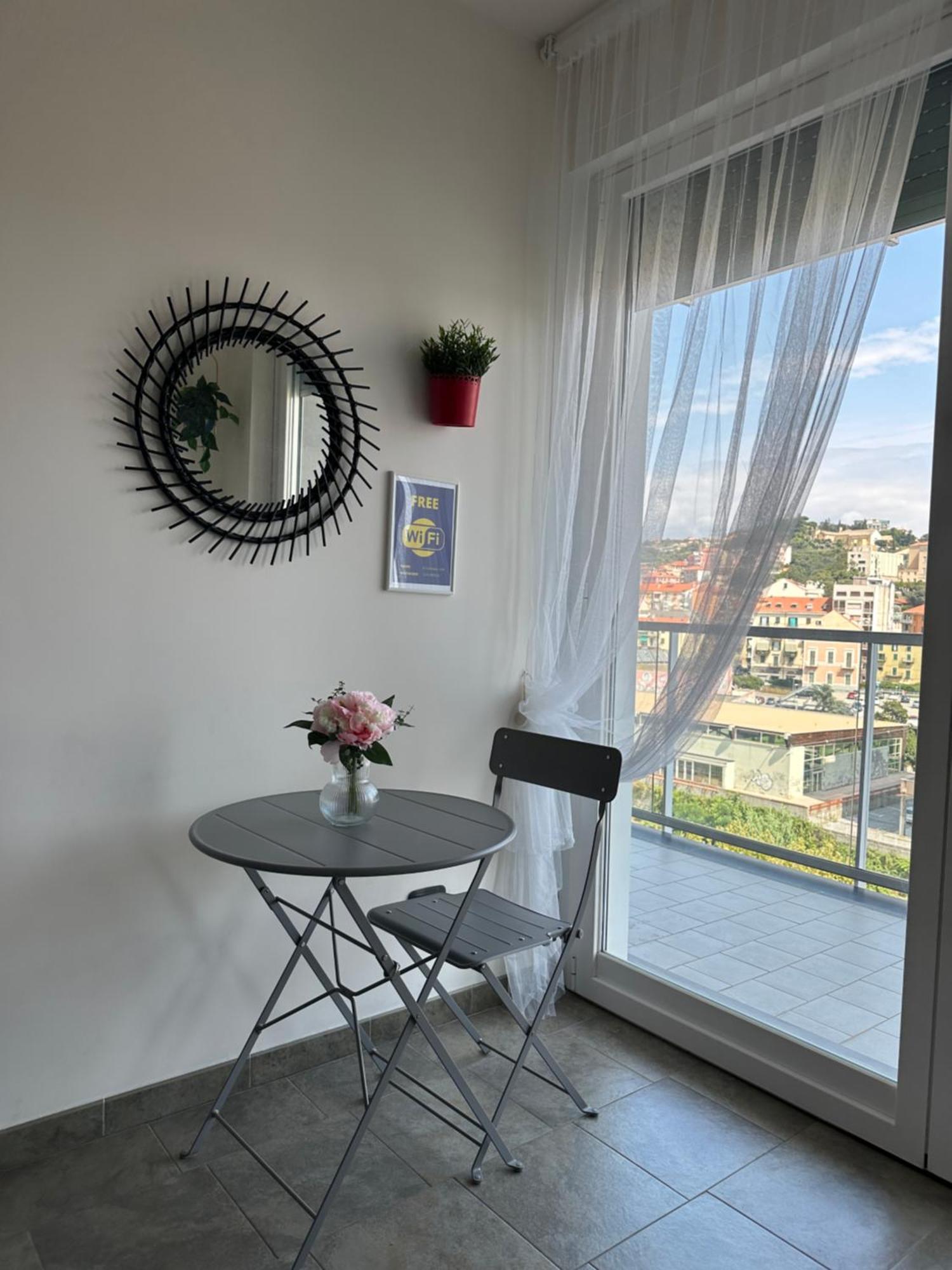 Apartament Il Gabbiano Savona "Luxury House" - Wifi, Parking, Shopping Center Zewnętrze zdjęcie